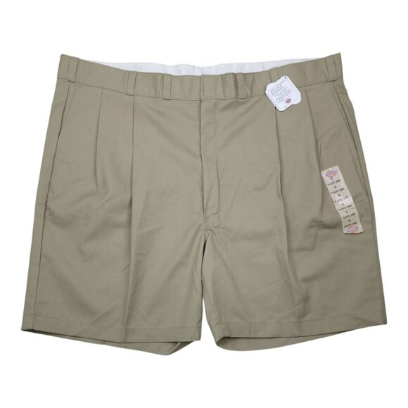 Dickies Mens Pleated Front Easy Care Shorts 48 Classic Work Stain Release Khaki - Picture 8 of 8